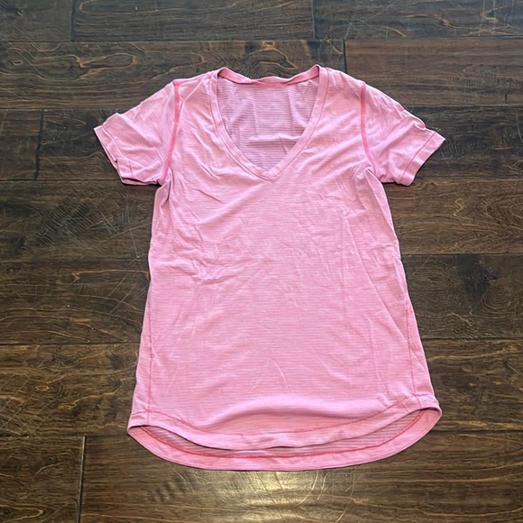 Lululemon Top - Picture 1 of 1
